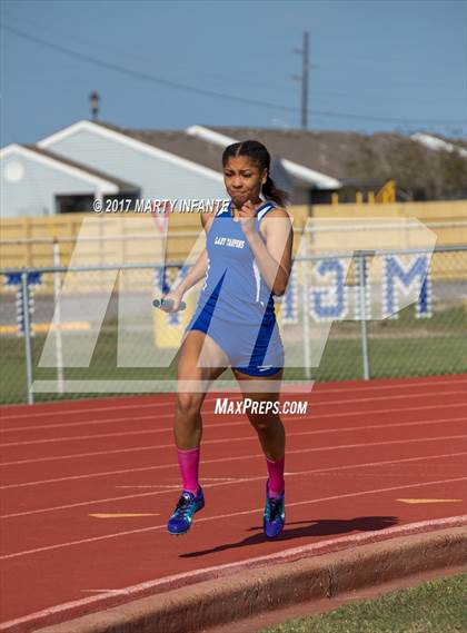 Thumbnail 3 in Tarpon Relays photogallery.