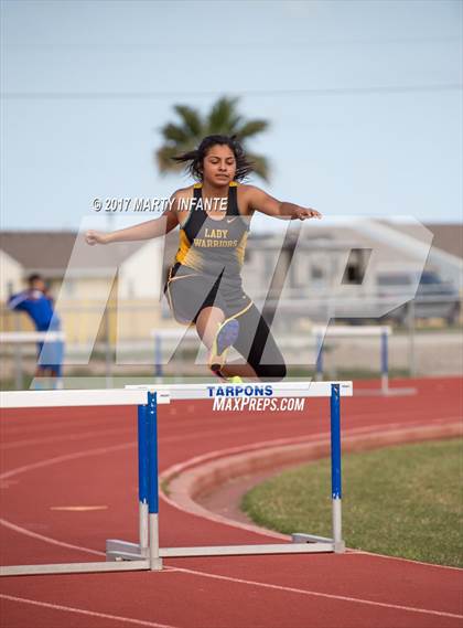 Thumbnail 3 in Tarpon Relays photogallery.