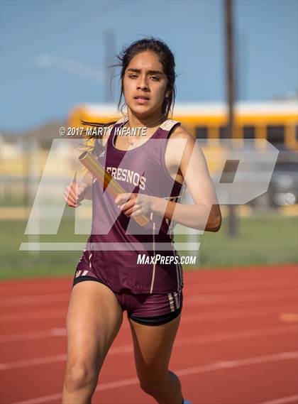 Thumbnail 1 in Tarpon Relays photogallery.
