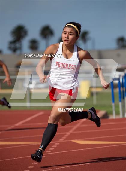 Thumbnail 2 in Tarpon Relays photogallery.