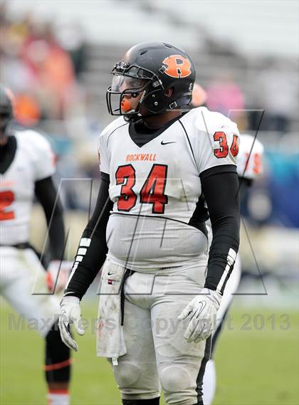 Thumbnail 1 in Dallas Jesuit vs. Rockwall (UIL 5A Area Playoff) photogallery.