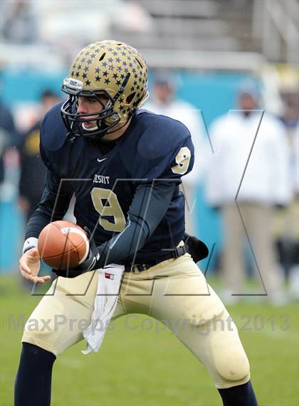 Thumbnail 2 in Dallas Jesuit vs. Rockwall (UIL 5A Area Playoff) photogallery.