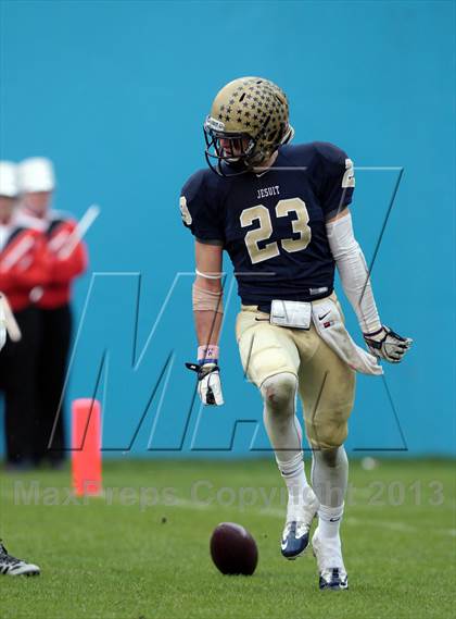 Thumbnail 2 in Dallas Jesuit vs. Rockwall (UIL 5A Area Playoff) photogallery.