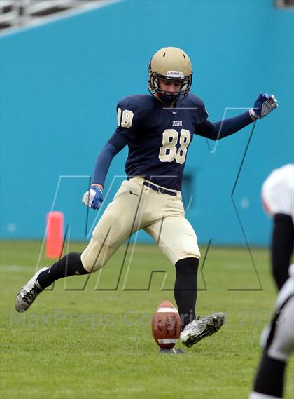 Thumbnail 3 in Dallas Jesuit vs. Rockwall (UIL 5A Area Playoff) photogallery.