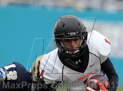 Thumbnail 2 in Dallas Jesuit vs. Rockwall (UIL 5A Area Playoff) photogallery.