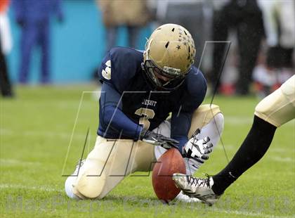 Thumbnail 2 in Dallas Jesuit vs. Rockwall (UIL 5A Area Playoff) photogallery.