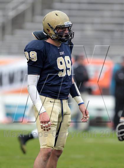 Thumbnail 3 in Dallas Jesuit vs. Rockwall (UIL 5A Area Playoff) photogallery.