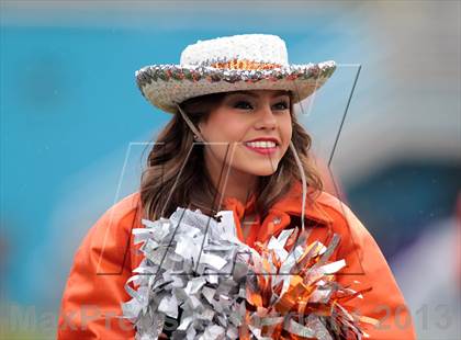 Thumbnail 2 in Dallas Jesuit vs. Rockwall (UIL 5A Area Playoff) photogallery.