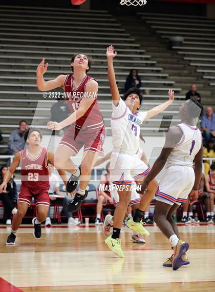 Thumbnail 2 in Dickinson vs. Tompkins (McDonald's Texas Invitational) photogallery.