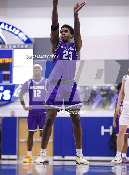 Thumbnail 3 in Fayetteville vs Logan-Rogersville (Bill Rowe's Queen City Classic) photogallery.