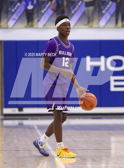 Thumbnail 1 in Fayetteville vs Logan-Rogersville (Bill Rowe's Queen City Classic) photogallery.