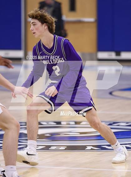 Thumbnail 2 in Fayetteville vs Logan-Rogersville (Bill Rowe's Queen City Classic) photogallery.