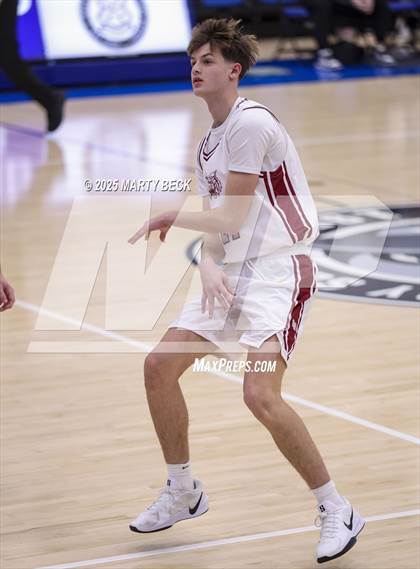 Thumbnail 2 in Fayetteville vs Logan-Rogersville (Bill Rowe's Queen City Classic) photogallery.