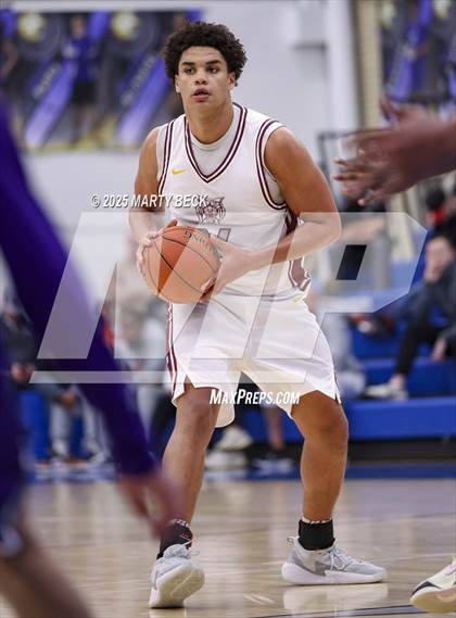 Thumbnail 3 in Fayetteville vs Logan-Rogersville (Bill Rowe's Queen City Classic) photogallery.