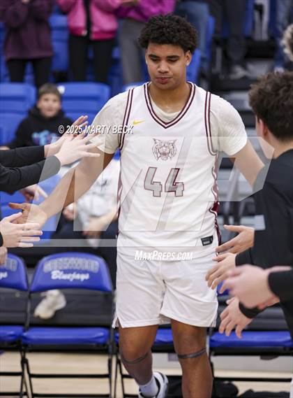 Thumbnail 2 in Fayetteville vs Logan-Rogersville (Bill Rowe's Queen City Classic) photogallery.