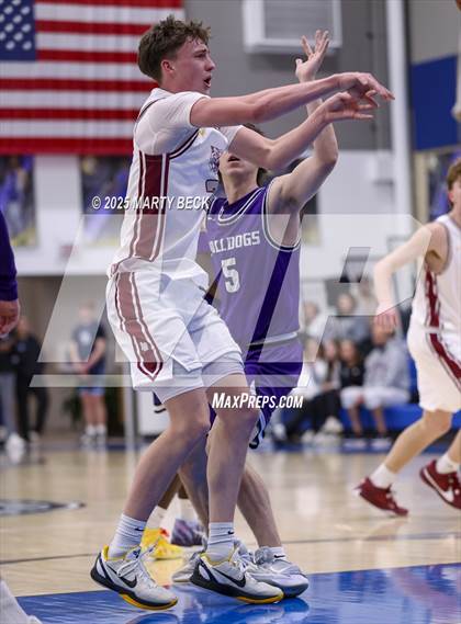 Thumbnail 1 in Fayetteville vs Logan-Rogersville (Bill Rowe's Queen City Classic) photogallery.