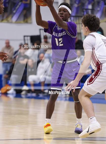 Thumbnail 2 in Fayetteville vs Logan-Rogersville (Bill Rowe's Queen City Classic) photogallery.