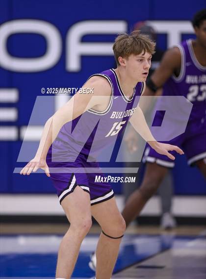 Thumbnail 1 in Fayetteville vs Logan-Rogersville (Bill Rowe's Queen City Classic) photogallery.