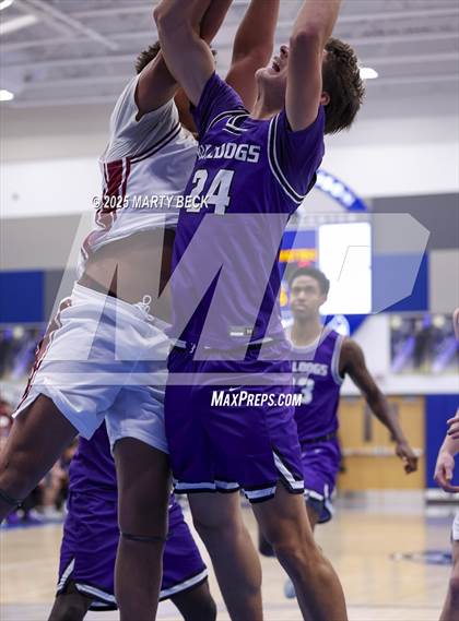 Thumbnail 1 in Fayetteville vs Logan-Rogersville (Bill Rowe's Queen City Classic) photogallery.