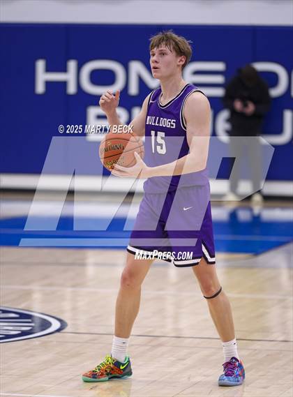 Thumbnail 2 in Fayetteville vs Logan-Rogersville (Bill Rowe's Queen City Classic) photogallery.