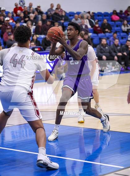 Thumbnail 3 in Fayetteville vs Logan-Rogersville (Bill Rowe's Queen City Classic) photogallery.