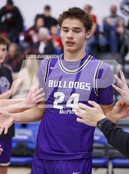 Thumbnail 3 in Fayetteville vs Logan-Rogersville (Bill Rowe's Queen City Classic) photogallery.