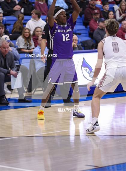 Thumbnail 1 in Fayetteville vs Logan-Rogersville (Bill Rowe's Queen City Classic) photogallery.