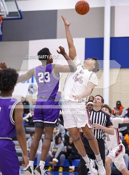 Thumbnail 1 in Fayetteville vs Logan-Rogersville (Bill Rowe's Queen City Classic) photogallery.