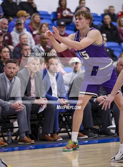 Thumbnail 1 in Fayetteville vs Logan-Rogersville (Bill Rowe's Queen City Classic) photogallery.