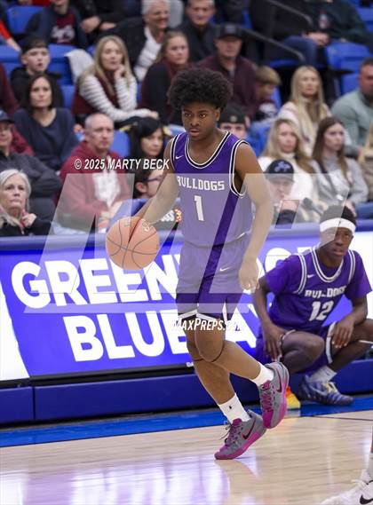 Thumbnail 3 in Fayetteville vs Logan-Rogersville (Bill Rowe's Queen City Classic) photogallery.