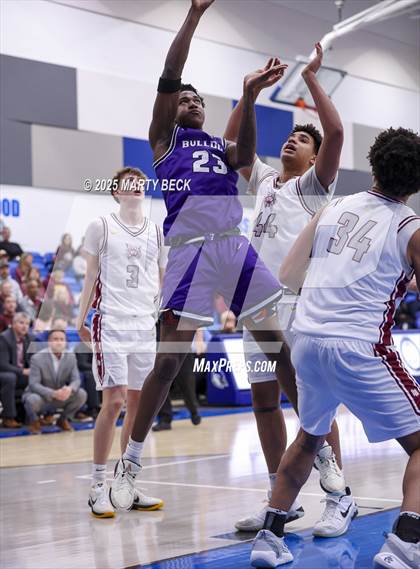 Thumbnail 2 in Fayetteville vs Logan-Rogersville (Bill Rowe's Queen City Classic) photogallery.