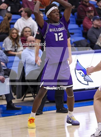 Thumbnail 2 in Fayetteville vs Logan-Rogersville (Bill Rowe's Queen City Classic) photogallery.