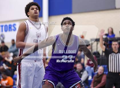 Thumbnail 2 in Fayetteville vs Logan-Rogersville (Bill Rowe's Queen City Classic) photogallery.