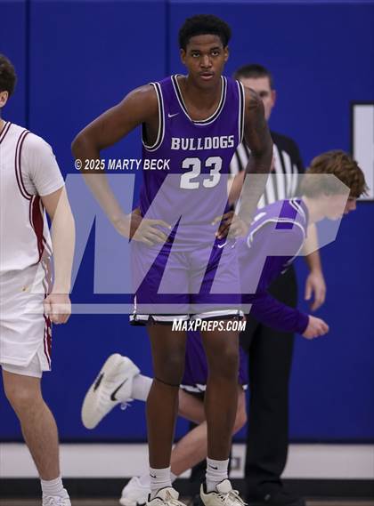 Thumbnail 3 in Fayetteville vs Logan-Rogersville (Bill Rowe's Queen City Classic) photogallery.