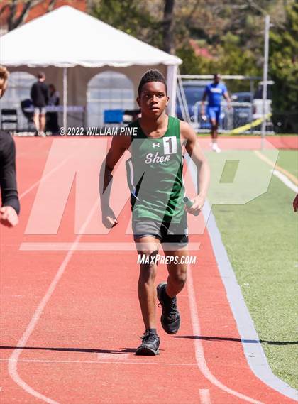 Thumbnail 2 in Kingston Tiger Relays (Boys Morning Races) photogallery.