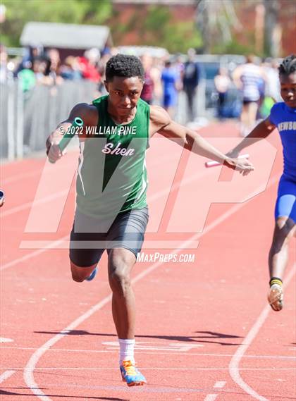 Thumbnail 3 in Kingston Tiger Relays (Boys Morning Races) photogallery.