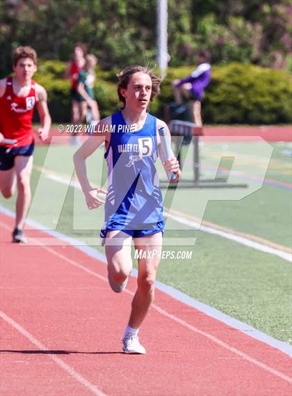 Thumbnail 1 in Kingston Tiger Relays (Boys Morning Races) photogallery.