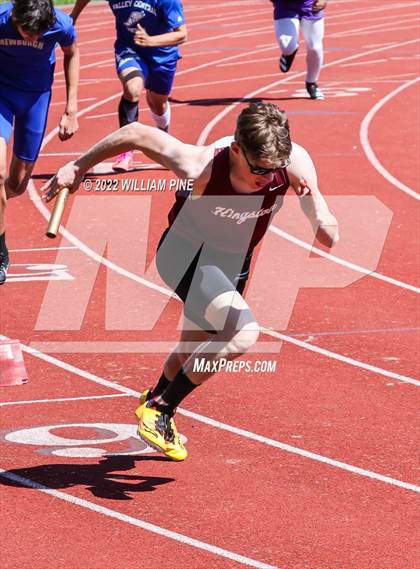 Thumbnail 3 in Kingston Tiger Relays (Boys Morning Races) photogallery.