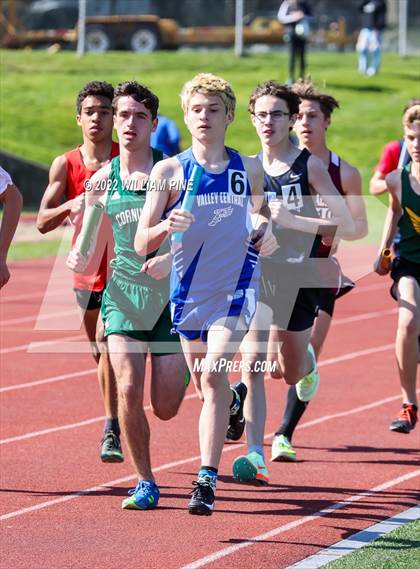 Thumbnail 3 in Kingston Tiger Relays (Boys Morning Races) photogallery.