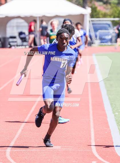 Thumbnail 2 in Kingston Tiger Relays (Boys Morning Races) photogallery.
