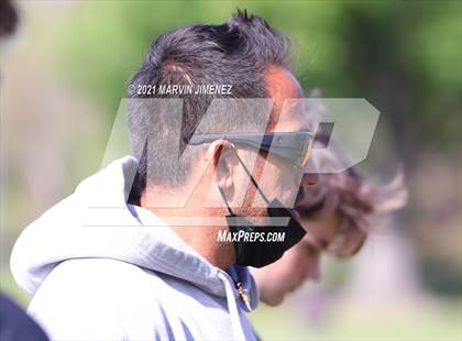 Thumbnail 2 in Royal vs Simi Valley photogallery.