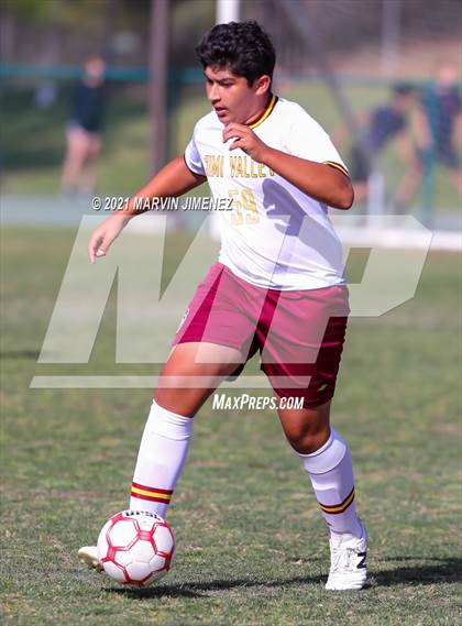 Thumbnail 3 in Royal vs Simi Valley photogallery.