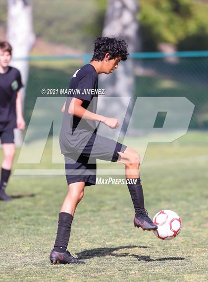 Thumbnail 2 in Royal vs Simi Valley photogallery.