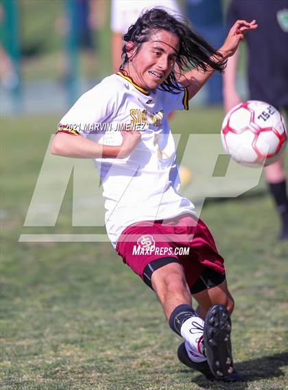 Thumbnail 1 in Royal vs Simi Valley photogallery.