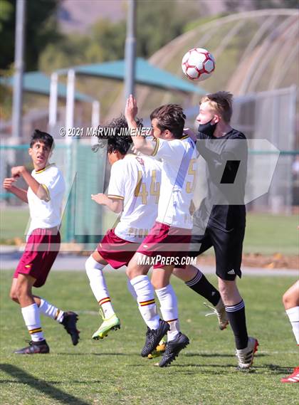 Thumbnail 1 in Royal vs Simi Valley photogallery.