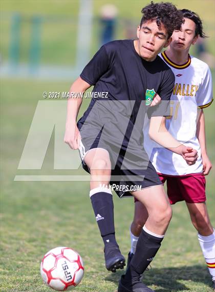 Thumbnail 1 in Royal vs Simi Valley photogallery.