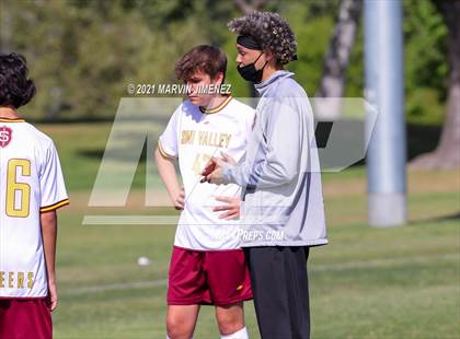 Thumbnail 3 in Royal vs Simi Valley photogallery.