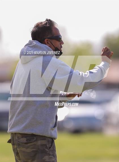 Thumbnail 1 in Royal vs Simi Valley photogallery.