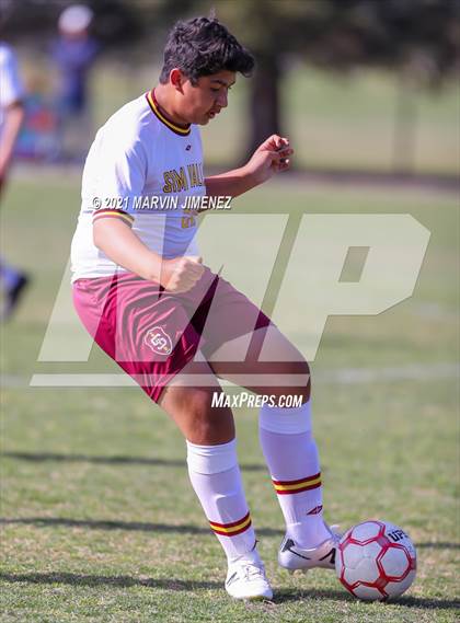 Thumbnail 1 in Royal vs Simi Valley photogallery.