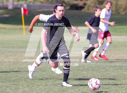 Thumbnail 3 in Royal vs Simi Valley photogallery.